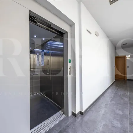 Apartment Relaxing With Parking - Center By Rems *