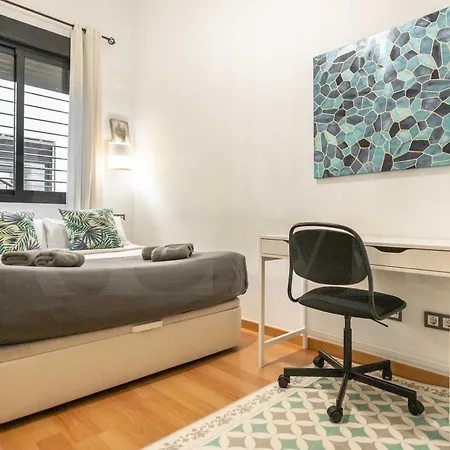 Apartment Relaxing With Parking - Center By Rems